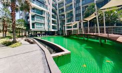 Фото 3 of the Communal Pool at The Feelture Condominium