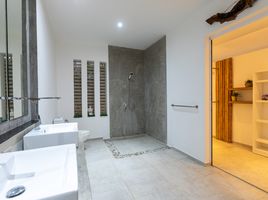 2 Schlafzimmer Villa zu verkaufen in Thalang, Phuket, Thep Krasattri, Thalang, Phuket