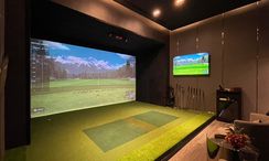 Fotos 2 of the Golf Simulator at Hampton Residence Thonglor At Park Origin Thonglor