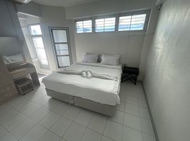 60 Schlafzimmer Appartement zu vermieten im Puengmee, Bang Chak, Phra Khanong, Bangkok