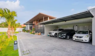4 Bedrooms Villa for sale in Huai Yai, Pattaya 