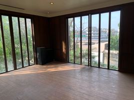 4 Bedroom Villa for rent in Bangkok, Samre, Thon Buri, Bangkok