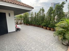 3 Bedroom Villa for sale in EmQuartier, Khlong Tan Nuea, Khlong Tan