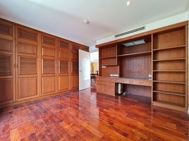 2 Bedroom Condo for rent at Somkid Gardens, Lumphini, Pathum Wan