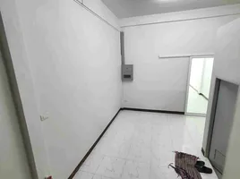 3 Schlafzimmer Shophaus zu vermieten in Khlong Toei, Bangkok, Khlong Toei, Khlong Toei, Bangkok, Thailand