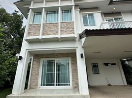 3 Schlafzimmer Haus zu vermieten im Mantana Rama 9-Srinakarin, Hua Mak