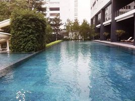 2 Schlafzimmer Wohnung zu vermieten im Noble Ploenchit, Lumphini