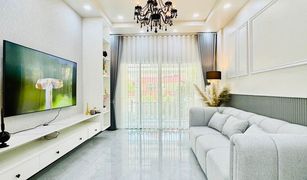 2 Bedrooms House for sale in Nong Prue, Pattaya Classic Home 2 Village