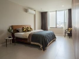 3 Schlafzimmer Wohnung zu vermieten im River House Condominium, Khlong San