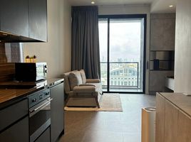 1 Bedroom Apartment for sale at The Lofts Silom, Si Lom