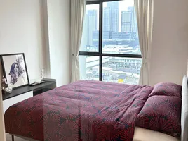 1 Schlafzimmer Wohnung zu vermieten im The Room Sukhumvit 62, Bang Chak