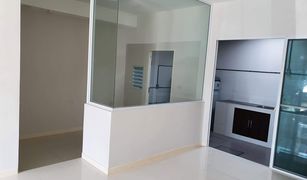 3 Bedrooms Townhouse for sale in Phraeksa, Samut Prakan Indy 2 Srinakarin