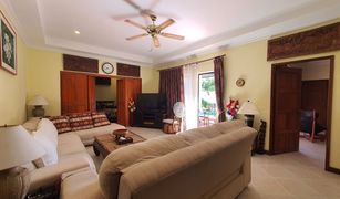 3 Schlafzimmern Villa zu verkaufen in Nong Prue, Pattaya View Talay Villas