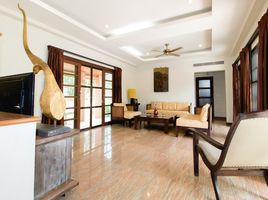 4 Schlafzimmer Villa zu verkaufen in Thalang, Phuket, Choeng Thale