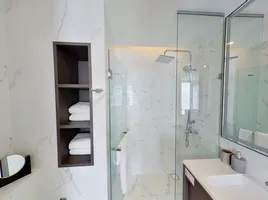 1 Bedroom Condo for sale at Siamese Exclusive Queens, Khlong Toei, Khlong Toei