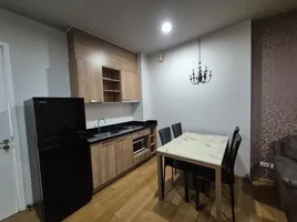 คอนโด 1 ห้องนอน ให้เช่า ในโครงการ ไฮฟ์ สาทร, คลองต้นไทร, คลองสาน, กรุงเทพมหานคร, ไทย