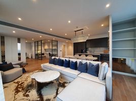 4 Bedroom Penthouse for rent at Muniq Langsuan, Lumphini