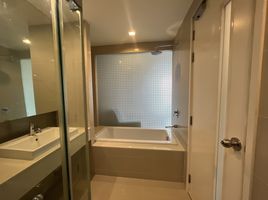 2 Bedroom Condo for rent at Kanyarat Lakeview Condominium, Nai Mueang, Mueang Khon Kaen, Khon Kaen