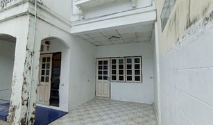 4 Bedrooms Townhouse for sale in Suan Luang, Bangkok Sinchai Villa