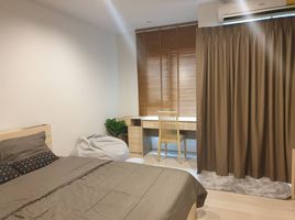 Studio Condo for rent at Life One Wireless, Lumphini