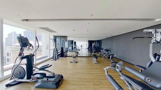 图片 1 of the Communal Gym at The Room Sathorn-TanonPun