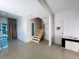 3 Bedroom Townhouse for sale at The Colors Premium Bangna KM.8, Bang Kaeo, Bang Phli, Samut Prakan