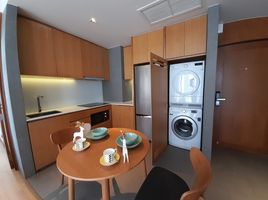 2 спален Квартира в аренду в Jitimont Residence, Khlong Tan Nuea