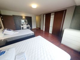 2 Bedroom Apartment for sale at The Prestige 49, Khlong Tan Nuea, Watthana