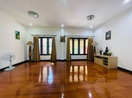 8 Schlafzimmer Villa zu vermieten im Lanna Ville, San Phisuea, Mueang Chiang Mai