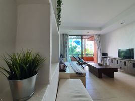 2 Schlafzimmer Wohnung zu verkaufen im Las Tortugas Condo, Nong Kae