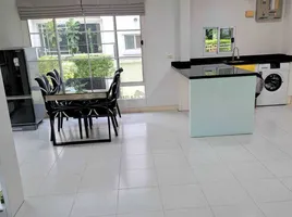 3 Bedroom House for rent at Mantana Onnut-Wongwaen, Dokmai