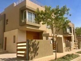 3 Bedroom House for sale at Palm Hills WoodVille, Al Wahat Road, 6 October City, Giza