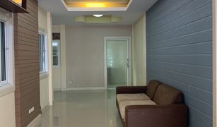 2 chambres Maison de ville a vendre à Choeng Noen, Rayong Saruta Ville