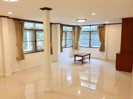 3 спален Дом for rent in Khlong Tan Nuea, Щаттхана, Khlong Tan Nuea