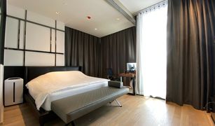 Studio Condo for sale in Suriyawong, Bangkok Ashton Silom