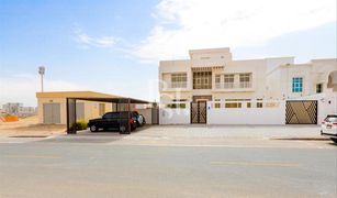 5 Schlafzimmern Villa zu verkaufen in Baniyas East, Abu Dhabi Madinat Al Riyad