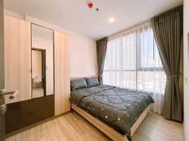 1 Bedroom Condo for rent at XT Huaikhwang, Din Daeng, Din Daeng