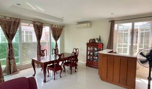 4 Bedrooms House for sale in Lat Sawai, Pathum Thani Warabodin Rangsit Klong 3 
