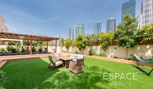 Вилла, 4 спальни на продажу в Emirates Hills Villas, Дубай Meadows 1