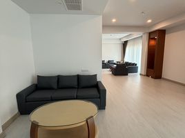 3 Bedroom Condo for rent at Chaidee Mansion, Khlong Toei Nuea