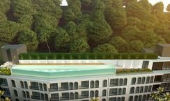 Фото 3 of the Communal Pool at Palmetto Park Condominium