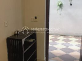 2 Bedroom Apartment for rent at Emerald Hotel and Apartment | Two-Bedrooms, Phsar Depou Ti Muoy, Tuol Kouk