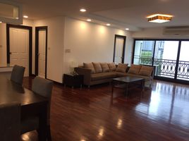 2 Schlafzimmer Appartement zu vermieten im Mela Mansion, Khlong Toei Nuea