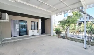 清迈 Suthep Karnkanok Town 3 3 卧室 联排别墅 售 