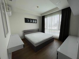 2 Schlafzimmer Wohnung zu vermieten im Thru Thonglor, Bang Kapi, Huai Khwang, Bangkok