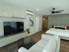 4 спален Кондо в аренду в The Fine at River, Bang Lamphu Lang