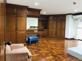 4 Schlafzimmer Wohnung zu vermieten im GM Mansion, Khlong Tan