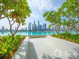 2 बेडरूम कोंडो for sale at Sunrise Bay, Jumeirah