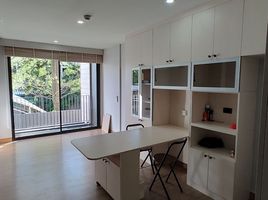 2 Schlafzimmer Wohnung zu verkaufen im FYNN Aree, Sam Sen Nai