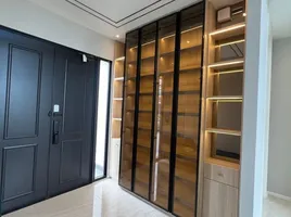 4 Bedroom House for sale at Chieftain, Nong Pla Lai